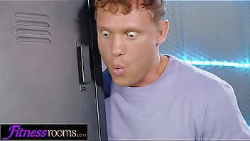Fitness Rooms Big tits big ass ebony Latina Mih Ninfetinha gym pov blowjob
